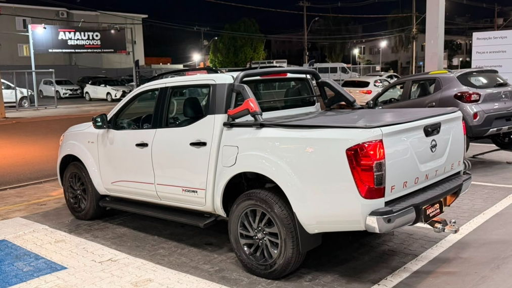 nissan frontier 2.3 16v turbo diesel x-gear edition cd 4x4 automatico.1
