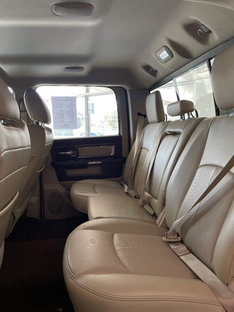 dodge ram 2500 laramie 6.7 tdi cd 4x4 5.0 diesel 4p automatico 2018 dodge ram 2500 laramie 6.7 tdi cd 4x4 5.0 diesel 4p automatico 2018