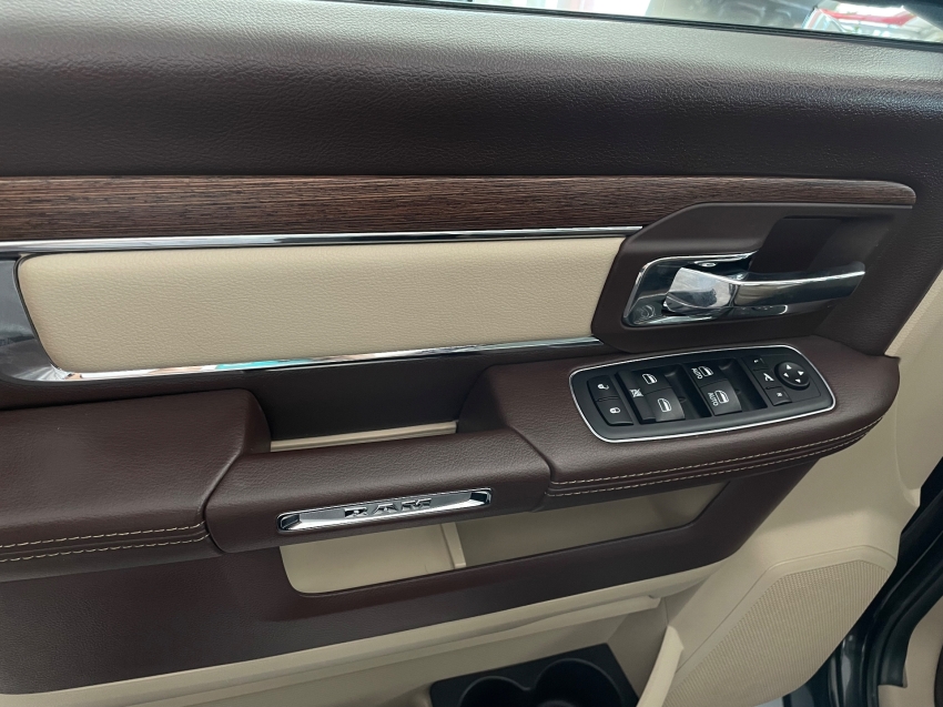 dodge ram 2500 laramie 6.7 tdi cd 4x4 5.0 diesel 4p automatico 2018 dodge ram 2500 laramie 6.7 tdi cd 4x4 5.0 diesel 4p automatico 2018