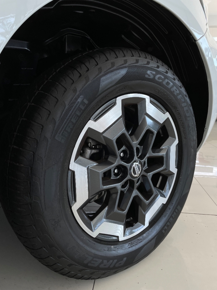 nissan frontier plt bi turbo 2.3 flex 4p automatico 2023 nissan frontier plt bi turbo 2.3 flex 4p automatico 2023