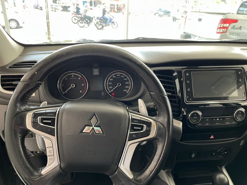 mitsubishi l200 triton sport hpe s 2.4 diesel 4p automatico 2020 mitsubishi l200 triton sport hpe s 2.4 diesel 4p automatico 2020