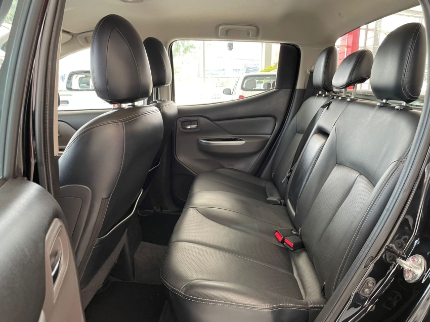 mitsubishi l200 triton sport hpe s 2.4 diesel 4p automatico 2020 mitsubishi l200 triton sport hpe s 2.4 diesel 4p automatico 2020
