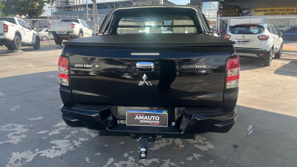 mitsubishi l200 triton 2.4 16v turbo diesel sport hpe-s cd 4p 4x4 automatico 2020