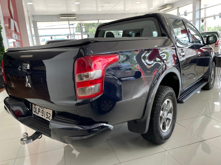 mitsubishi l200 triton sport hpe 2.4 cd diesel 4p automatico 2018 mitsubishi l200 triton sport hpe 2.4 cd diesel 4p automatico 2018