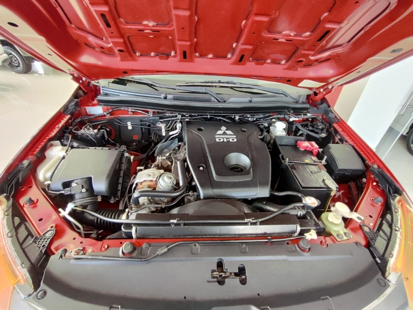 mitsubishi l200 triton sport gls 2.4 cd diesel 4p automatico 2020 mitsubishi l200 triton sport gls 2.4 cd diesel 4p automatico 2020