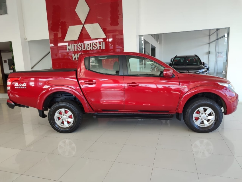 mitsubishi l200 triton sport gls 2.4 cd diesel 4p automatico 2020 mitsubishi l200 triton sport gls 2.4 cd diesel 4p automatico 2020
