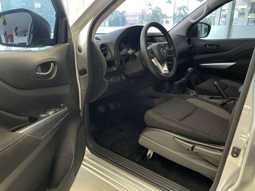nissan frontier s cd 4x4 2.3 tb diesel 4p manual 2023 nissan frontier s cd 4x4 2.3 tb diesel 4p manual 2023