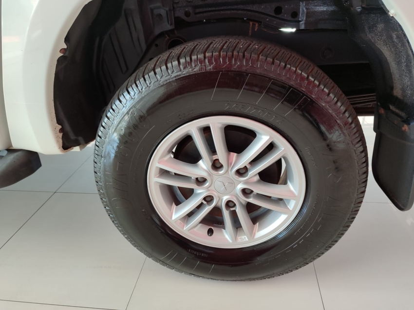 mitsubishi l200 triton sport gl 2.4 diesel 4p manual 2021 mitsubishi l200 triton sport gl 2.4 diesel 4p manual 2021