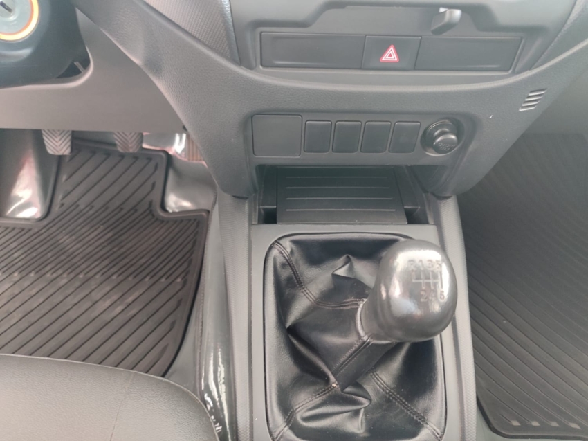 mitsubishi l200 triton sport gl 2.4 diesel 4p manual 2021 mitsubishi l200 triton sport gl 2.4 diesel 4p manual 2021