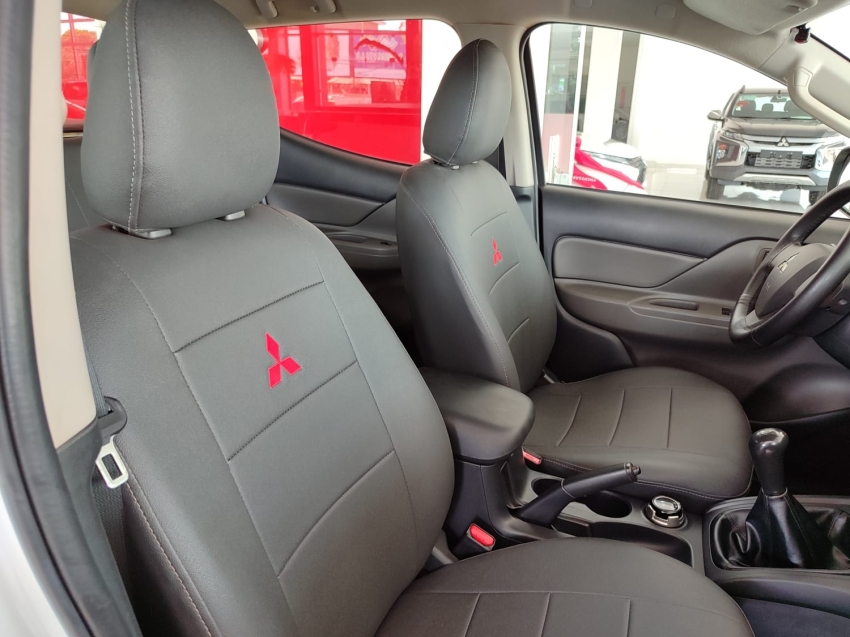 mitsubishi l200 triton sport gl 2.4 diesel 4p manual 2021 mitsubishi l200 triton sport gl 2.4 diesel 4p manual 2021