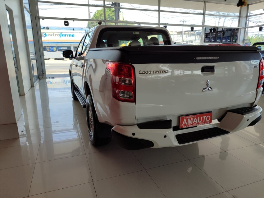 mitsubishi l200 triton sport gl 2.4 diesel 4p manual 2021 mitsubishi l200 triton sport gl 2.4 diesel 4p manual 2021