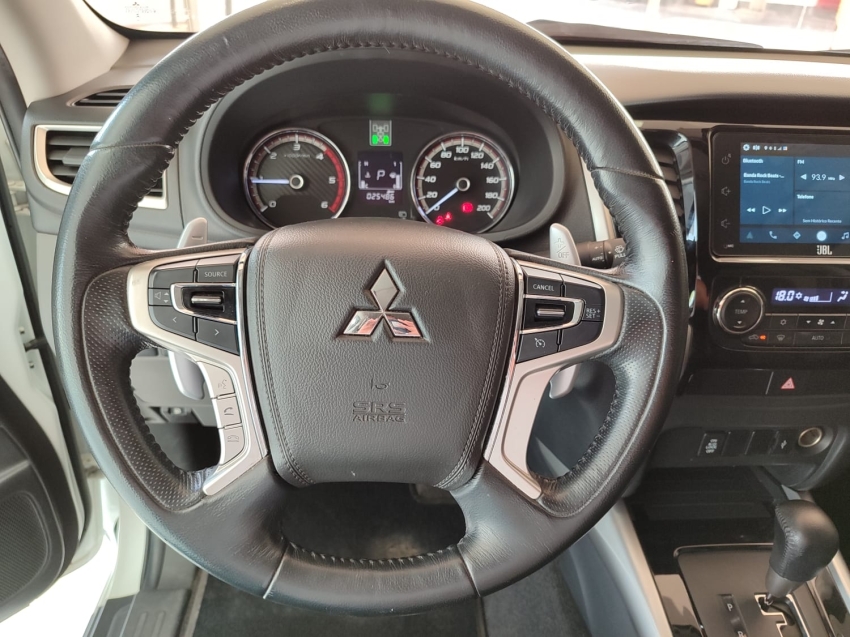 mitsubishi l200 triton sport hpe-s 2.4 cd diesel 4p automatico 2020 mitsubishi l200 triton sport hpe-s 2.4 cd diesel 4p automatico 2020