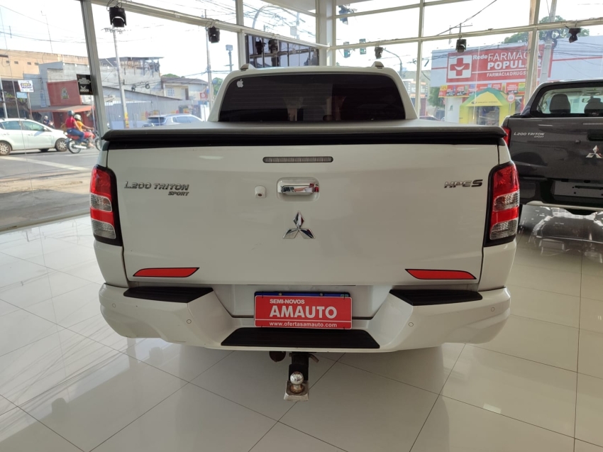 mitsubishi l200 triton sport hpe-s 2.4 cd diesel 4p automatico 2020 mitsubishi l200 triton sport hpe-s 2.4 cd diesel 4p automatico 2020
