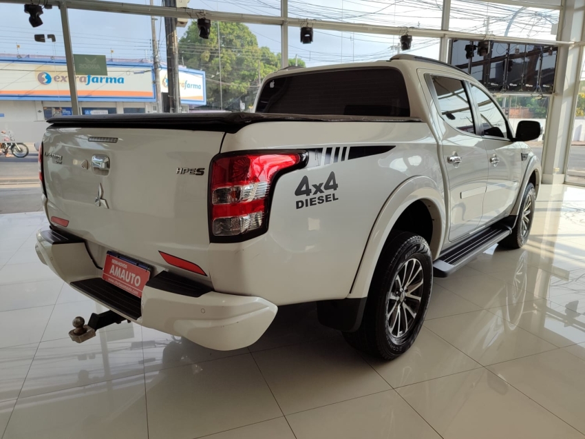mitsubishi l200 triton sport hpe-s 2.4 cd diesel 4p automatico 2020 mitsubishi l200 triton sport hpe-s 2.4 cd diesel 4p automatico 2020