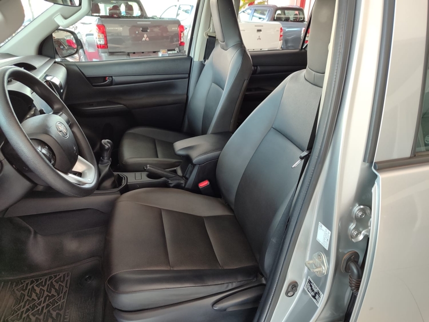 toyota hilux cd 4x4 2.8 diesel 4p manual 2021 toyota hilux cd 4x4 2.8 diesel 4p manual 2021