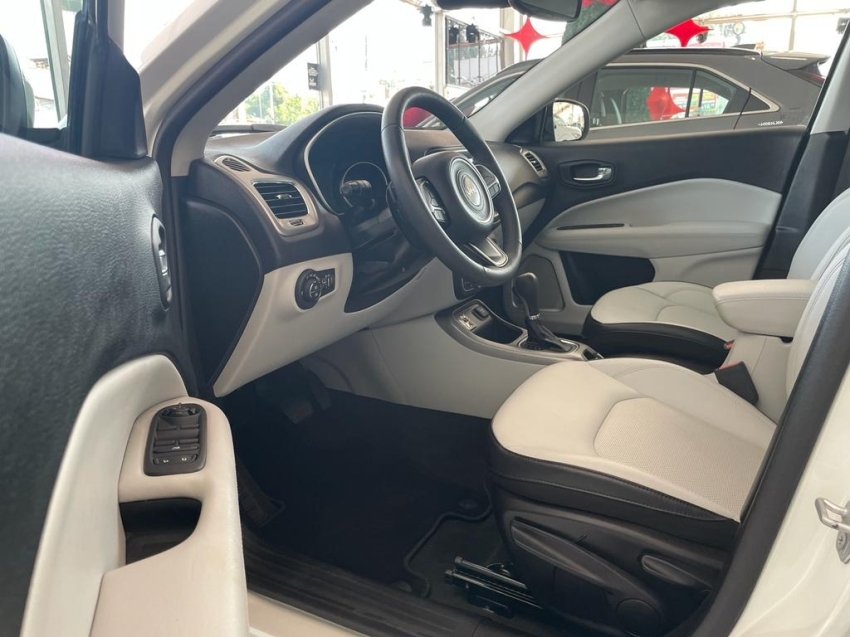 jeep compass longitude 2.0 4x2 16v flex 5p automatico 2019 jeep compass longitude 2.0 4x2 16v flex 5p automatico 2019