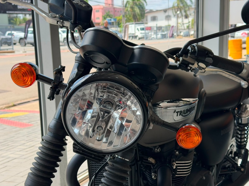 triumph bonneville t100 black gasolina manual 2020/20.2
