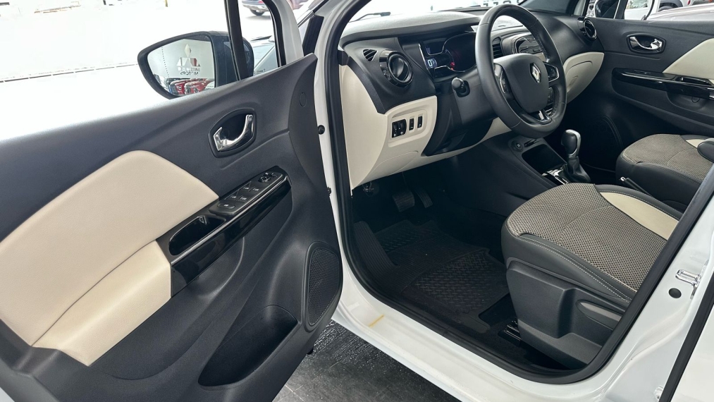 renault captur 2.0 16v hi-flex intense automatico flex 4p 2020