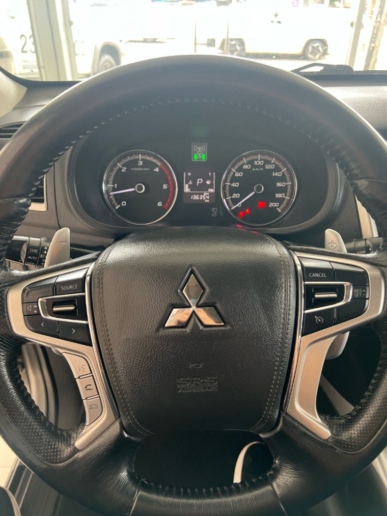 mitsubishi l200 triton 2.4 16v turbo diesel sport hpe cd 4p 4x4 automatico 2019