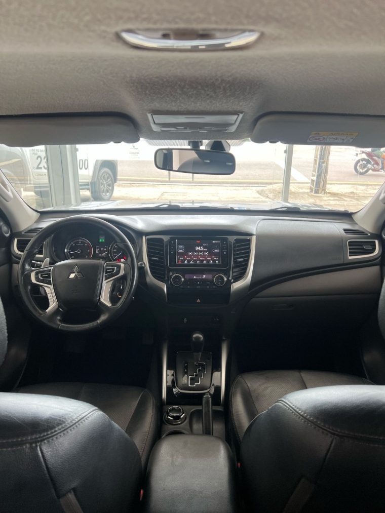 mitsubishi l200 triton 2.4 16v turbo diesel sport hpe cd 4p 4x4 automatico 2019