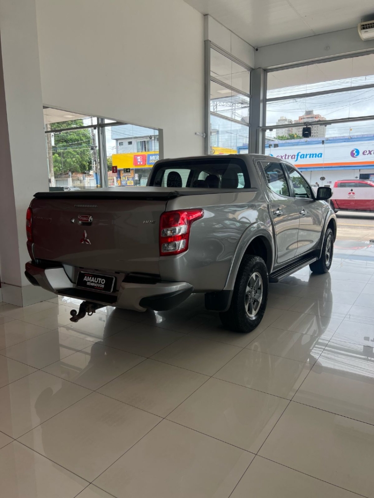 mitsubishi l200 triton 2.4 16v turbo diesel sport hpe cd 4p 4x4 automatico 2019