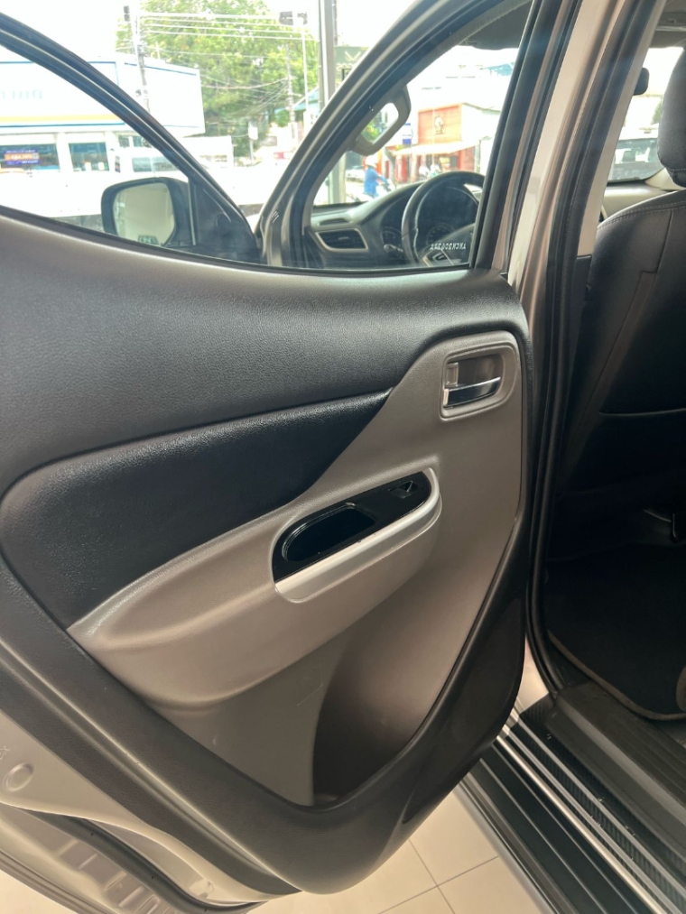 mitsubishi l200 triton 2.4 16v turbo diesel sport hpe cd 4p 4x4 automatico 2019