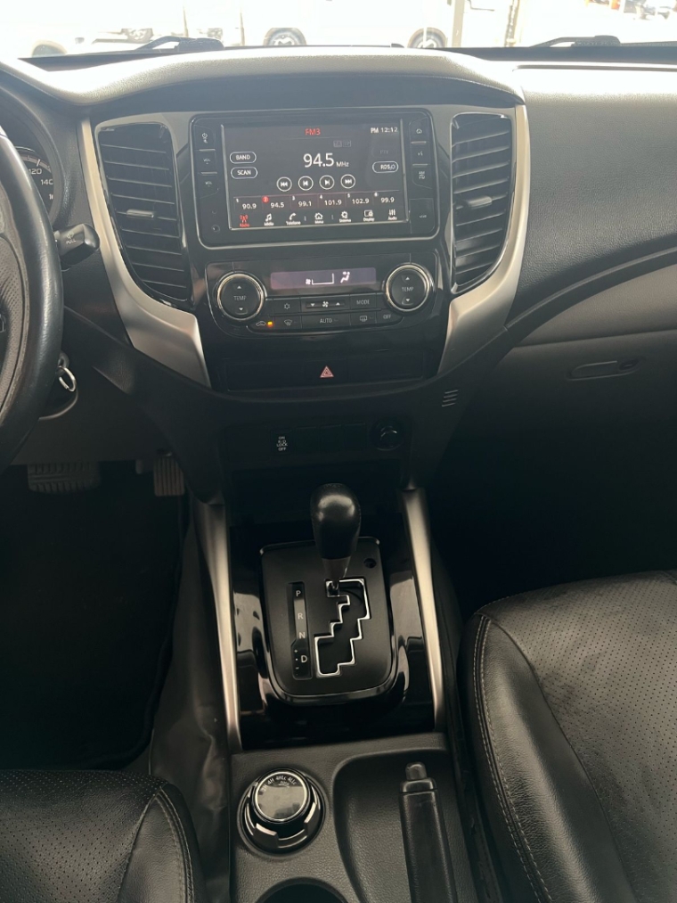 mitsubishi l200 triton 2.4 16v turbo diesel sport hpe cd 4p 4x4 automatico 2019
