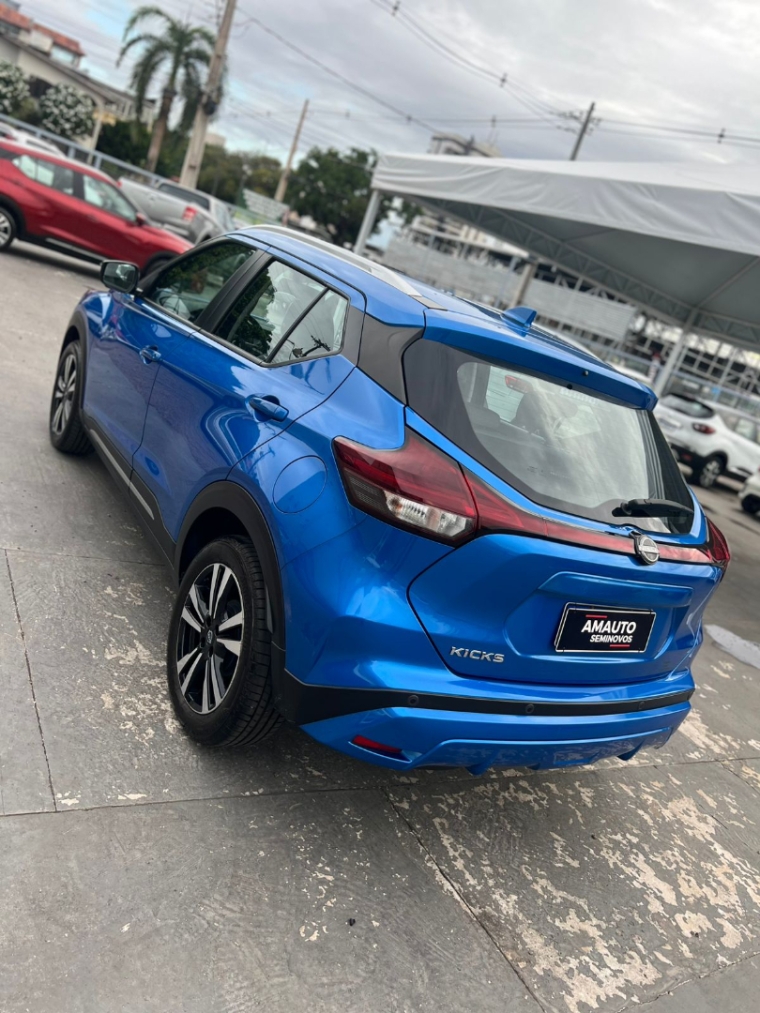 nissan kicks 1.6 16v flexstart exclusive xtronic flex 4p automatico 2024
