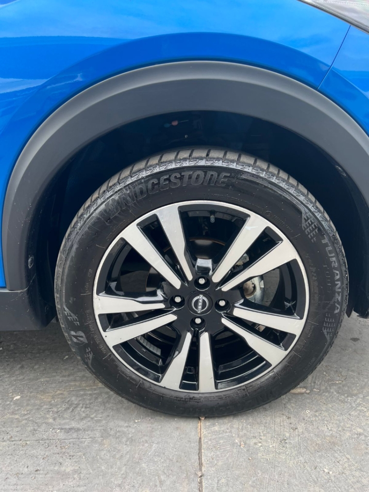 nissan kicks 1.6 16v flexstart exclusive xtronic flex 4p automatico 2024