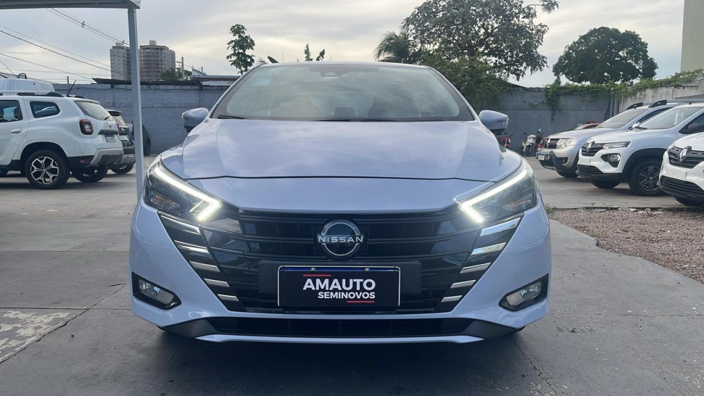 nissan versa 1.6 16v flex exclusive xtronic 4p automatico 2025