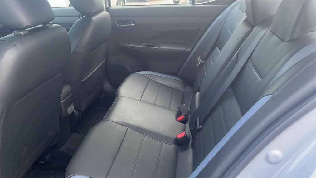 nissan versa 1.6 16v flex exclusive xtronic 4p automatico 2025