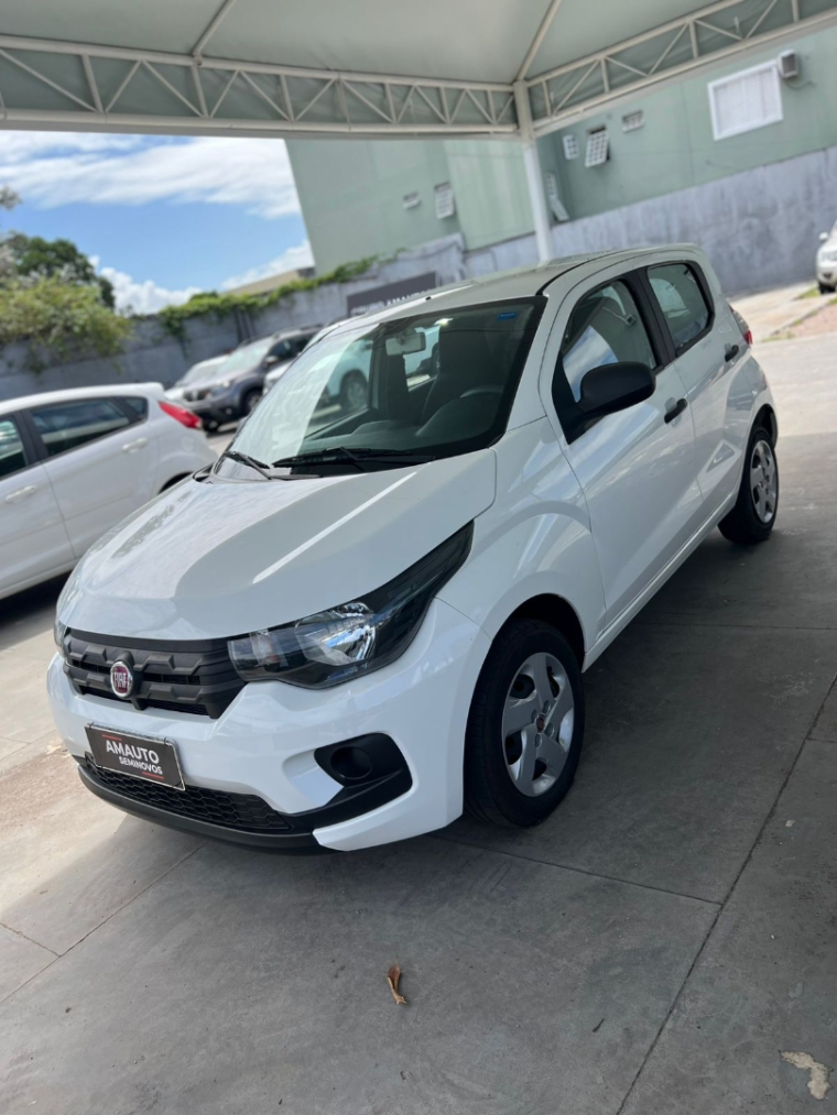 fiat mobi 1.0 evo flex like. manual 4p 2020 fiat mobi 1.0 evo flex like. manual 4p 2020