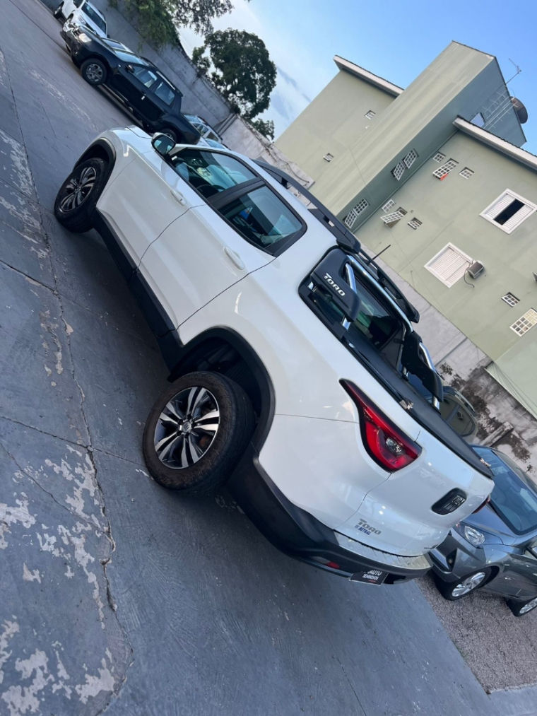 fiat toro 1.3 turbo 270 flex freedom at6 4p automatico 2022