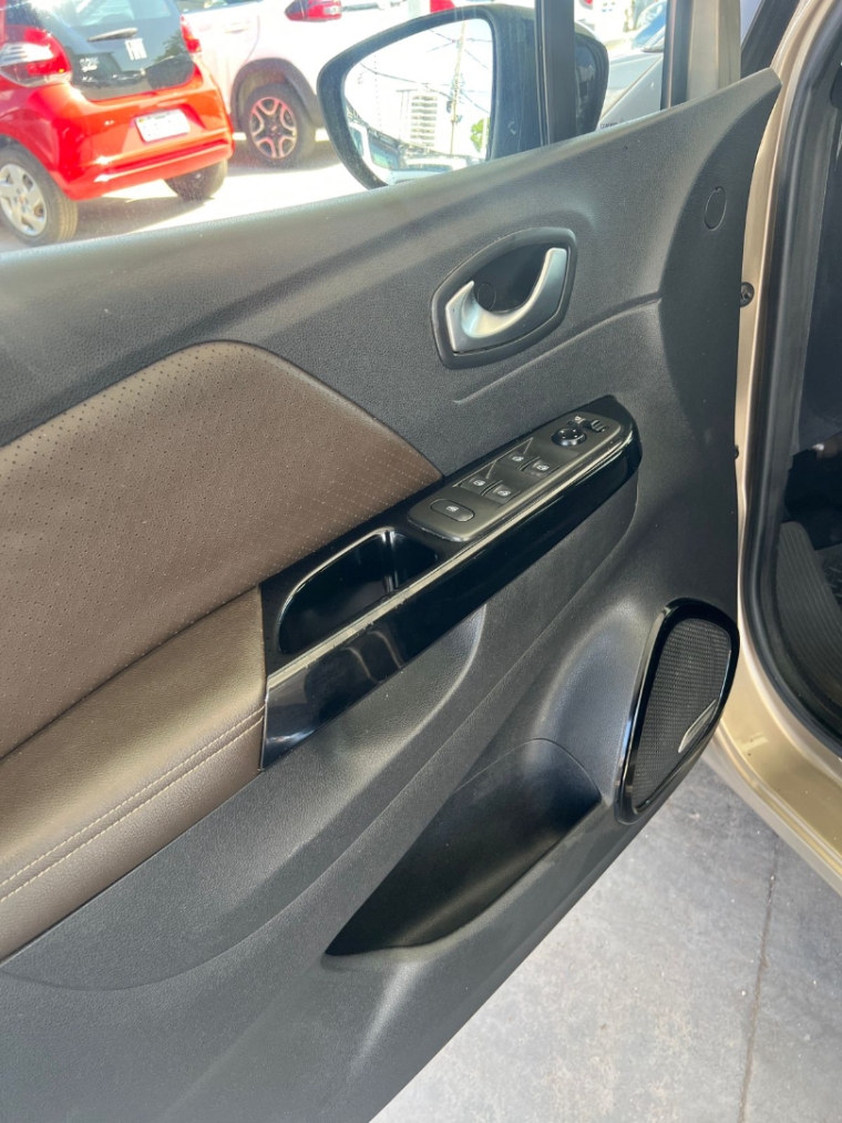 renault captur 1.3 tce flex iconic x-tronic 4p automatico 2022