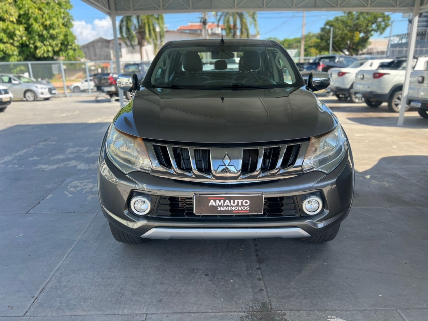 mitsubishi l200 triton 2.4 16v turbo diesel sport hpe cd 4p 4x4 automatico 2019