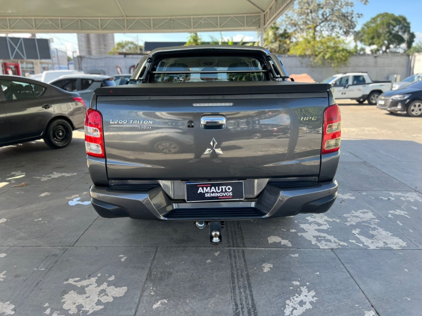 mitsubishi l200 triton 2.4 16v turbo diesel sport hpe cd 4p 4x4 automatico 2019