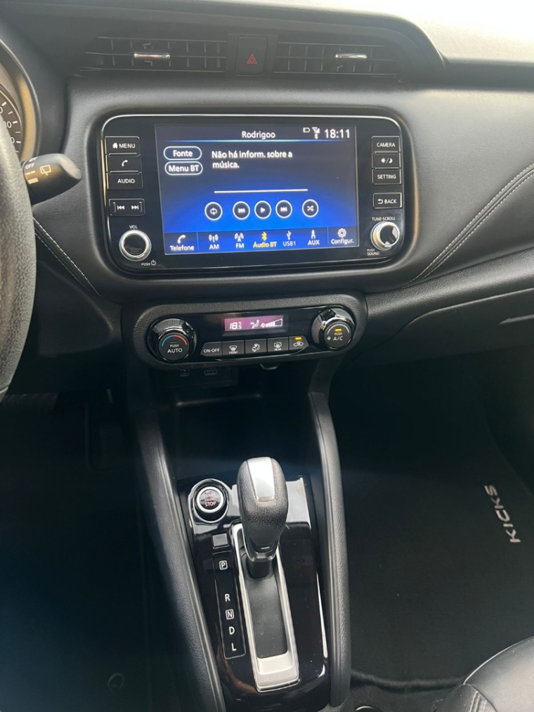 nissan kicks 1.6 16v flexstart exclusive xtronic flex 4p automatico 2022