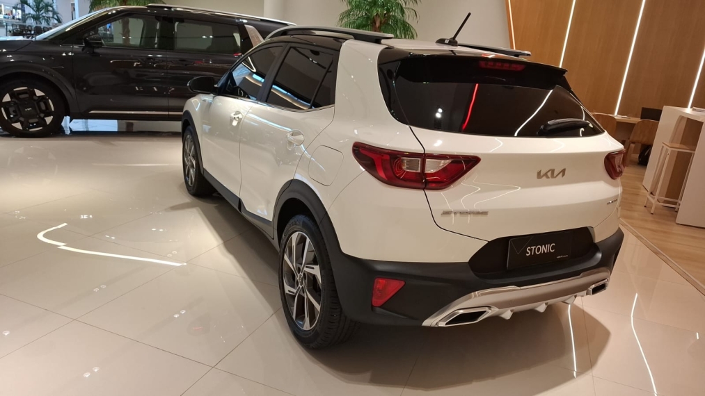 kia stonic 1.0 tgdi mhev sx automatico gasolina 4p 2022