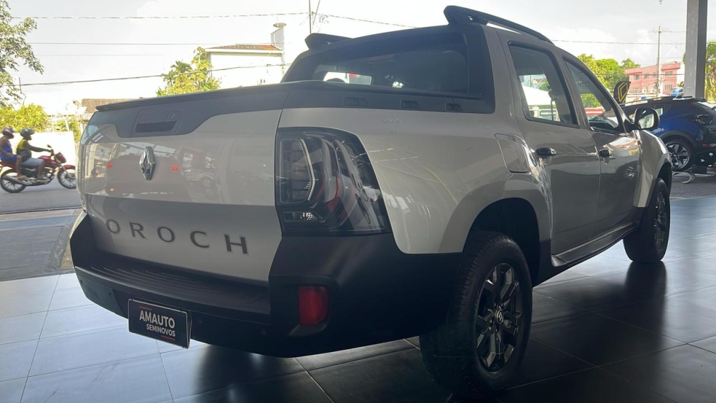 renault oroch 1.6 16v sce flex intense manual 4p 2023