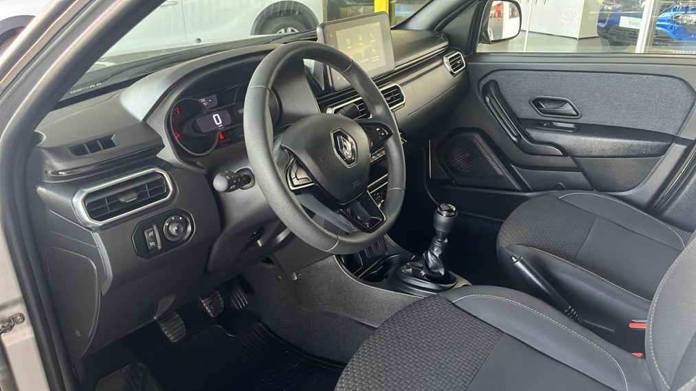 renault oroch 1.6 16v sce flex intense manual 4p 2023