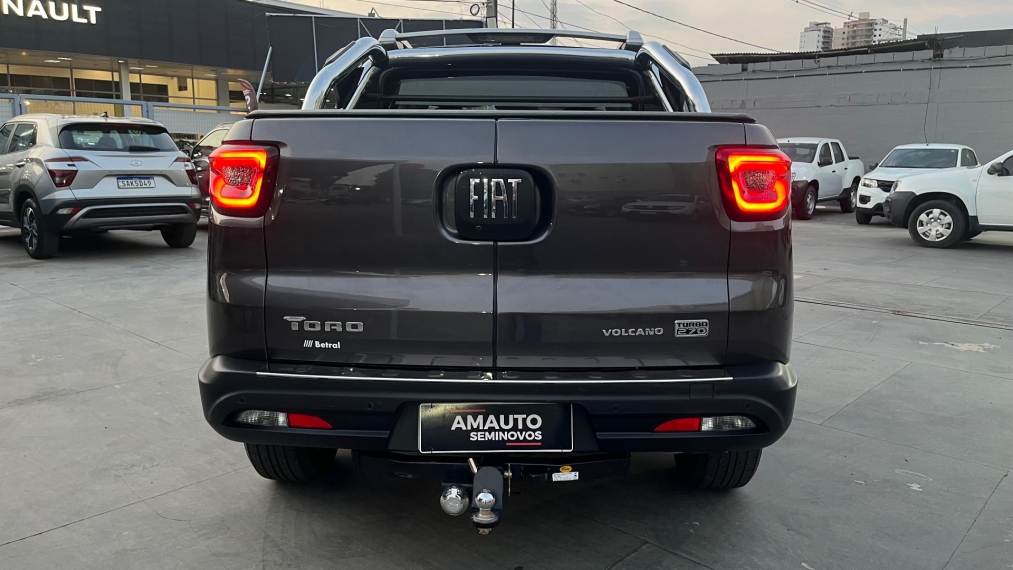 fiat toro 1.3 turbo 270 flex volcano at6 4p automatico 20232
