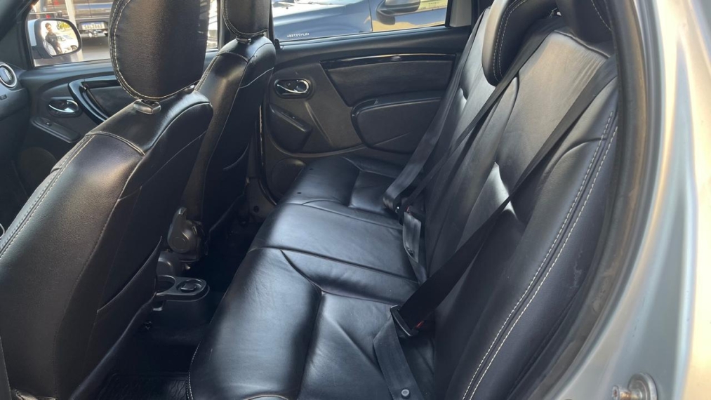 renault duster oroch 2.0 16v flex dynamique 4p automatico 201713