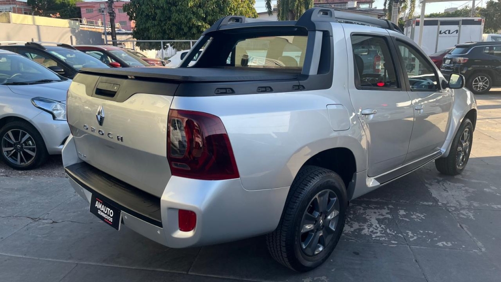 renault duster oroch 2.0 16v flex dynamique 4p automatico 20173