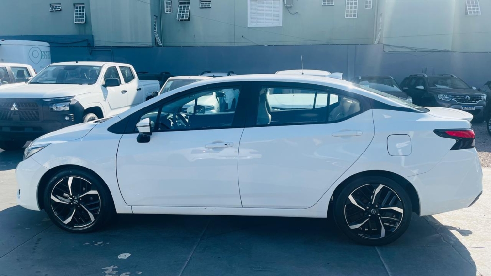 nissan versa 1.6 16v flex exclusive xtronic 4p automatico 20242