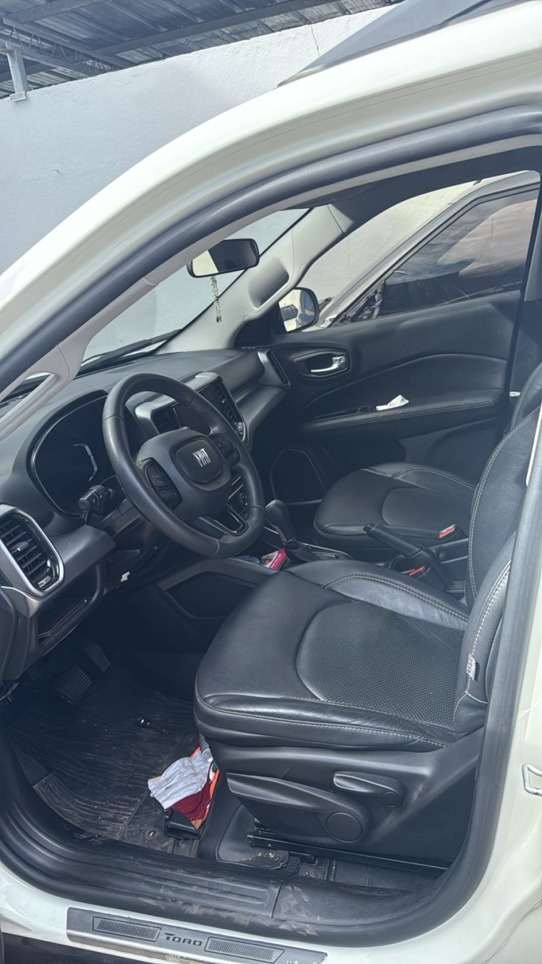 fiat toro 1.3 turbo 270 flex freedom at6 4p automatico 20239