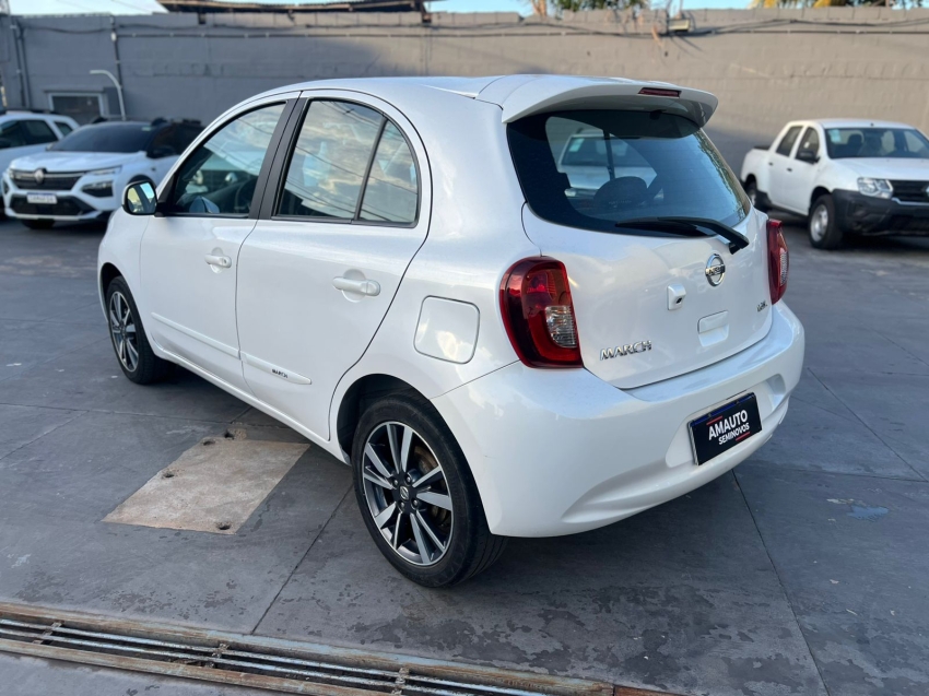 nissan march 1.6 sl 16v flexstart 4p xtronic flex 5p automatico 20205