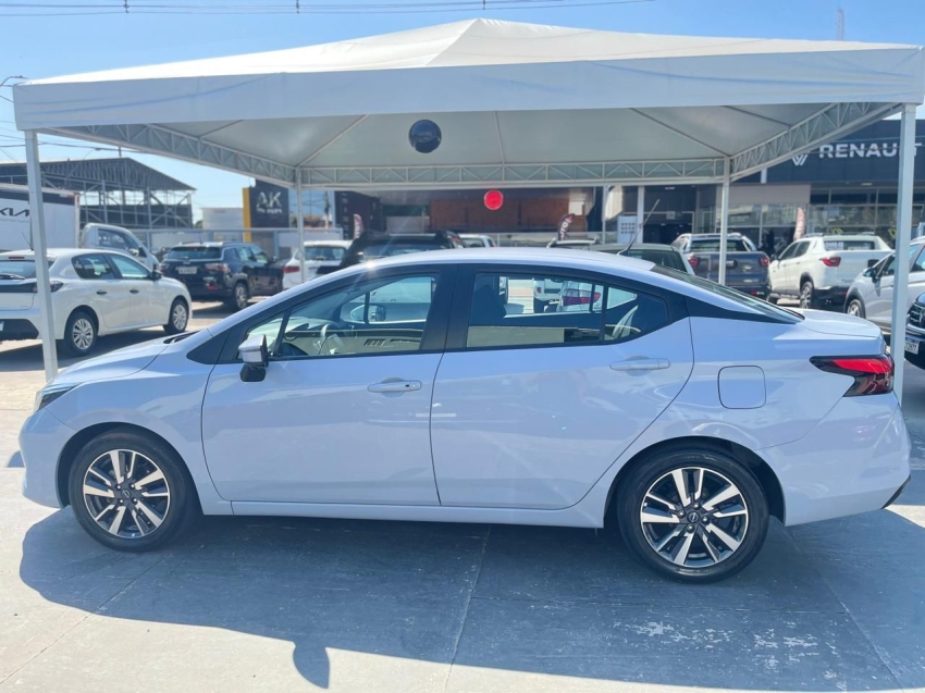 nissan versa 1.6 16v flex advance xtronic 4p automatico 20258