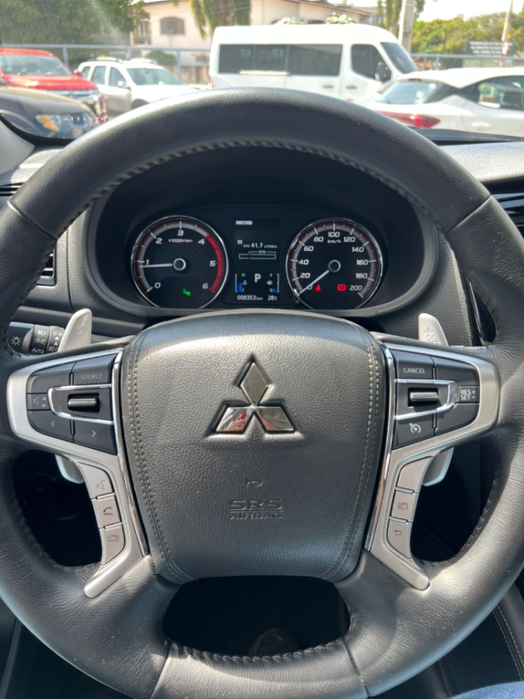 mitsubishi l200 triton 2.4 16v turbo diesel sport hpe-s cd 4p 4x4 automatico 20246