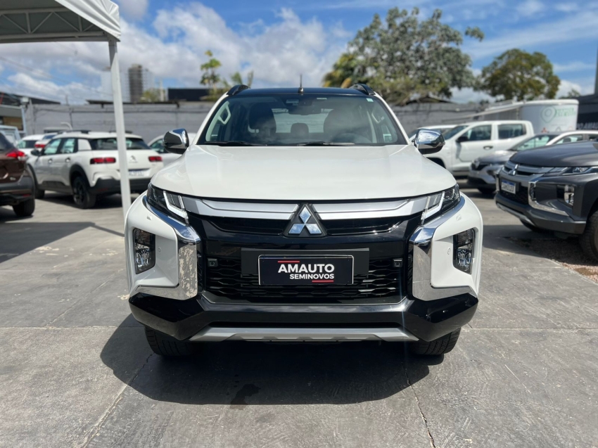 mitsubishi l200 triton 2.4 16v turbo diesel sport hpe-s cd 4p 4x4 automatico 20241