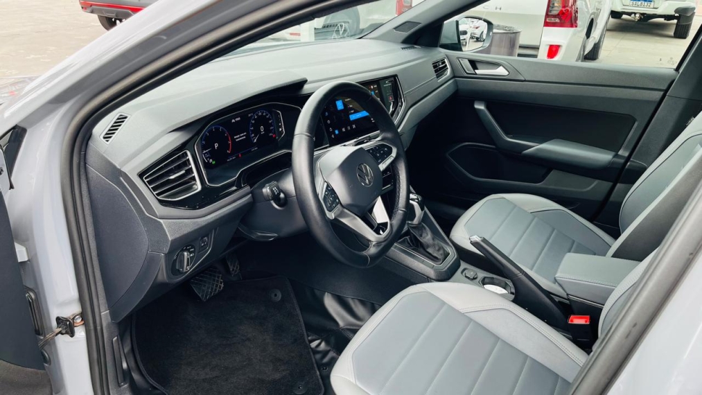 volkswagen nivus 1.0 200 tsi total flex highline automatico 5p 202412